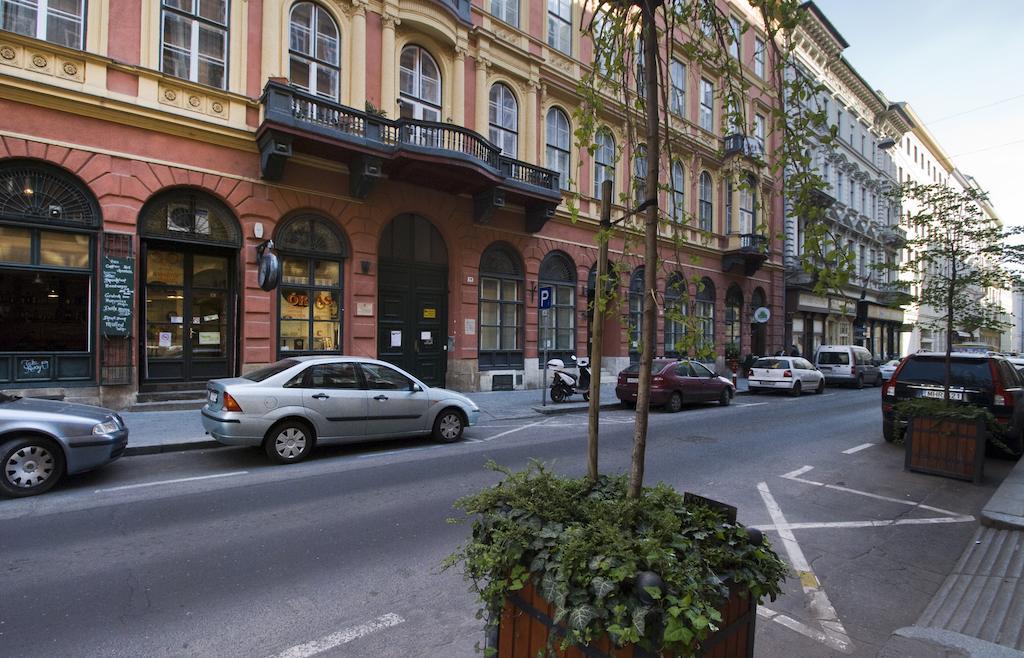 Nn Apartman Budapest — Photos 3